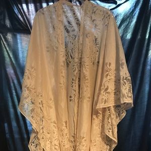Vintage Lace Shawl